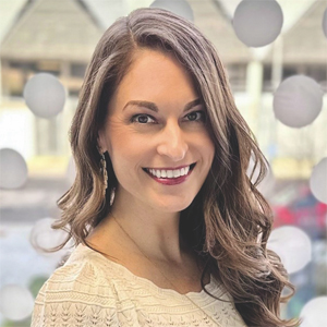 Dr. Andrea Geurin